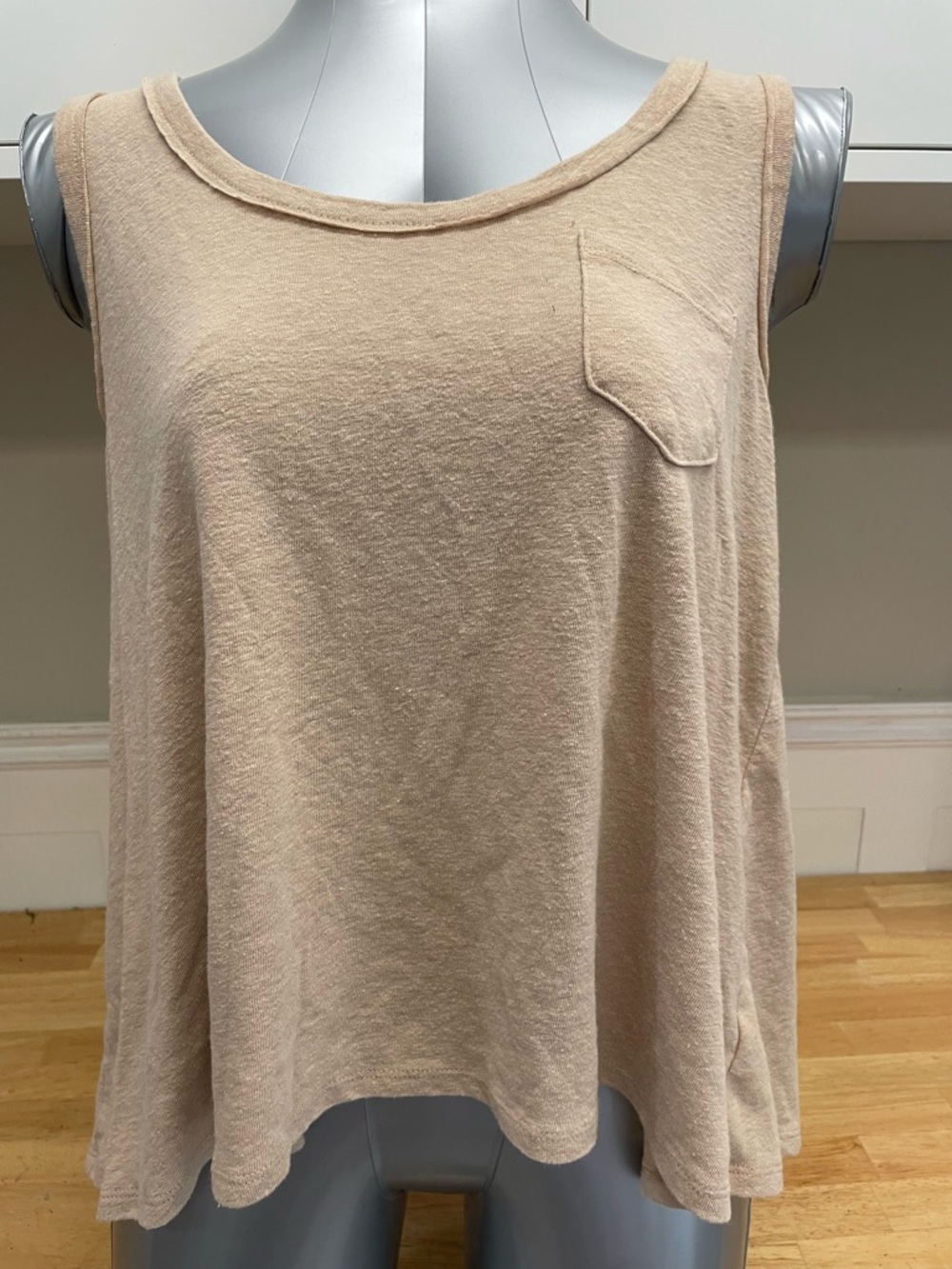 Dip Medium flowy tank beige lightweight for summer with pocket